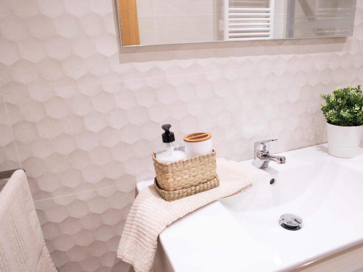 Precioso Apartamento En El Centro De อาบีเลส ภายนอก รูปภาพ